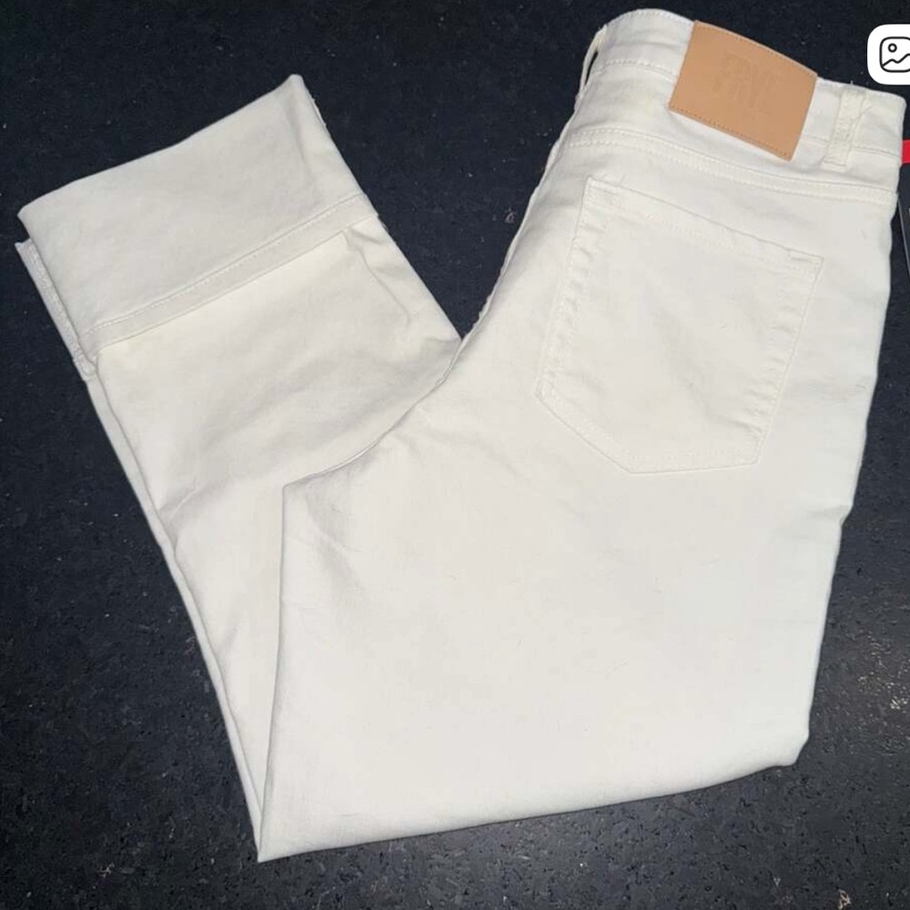 NEW Frye WhiteJeans. Size 16/34